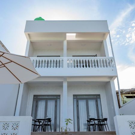 Mien Trung Beach House Фу Куок Екстериор снимка