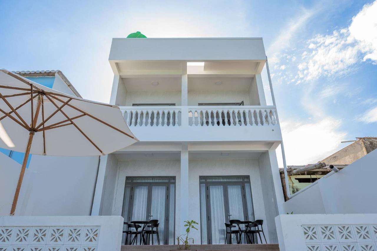 Mien Trung Beach House Фу Куок Екстериор снимка